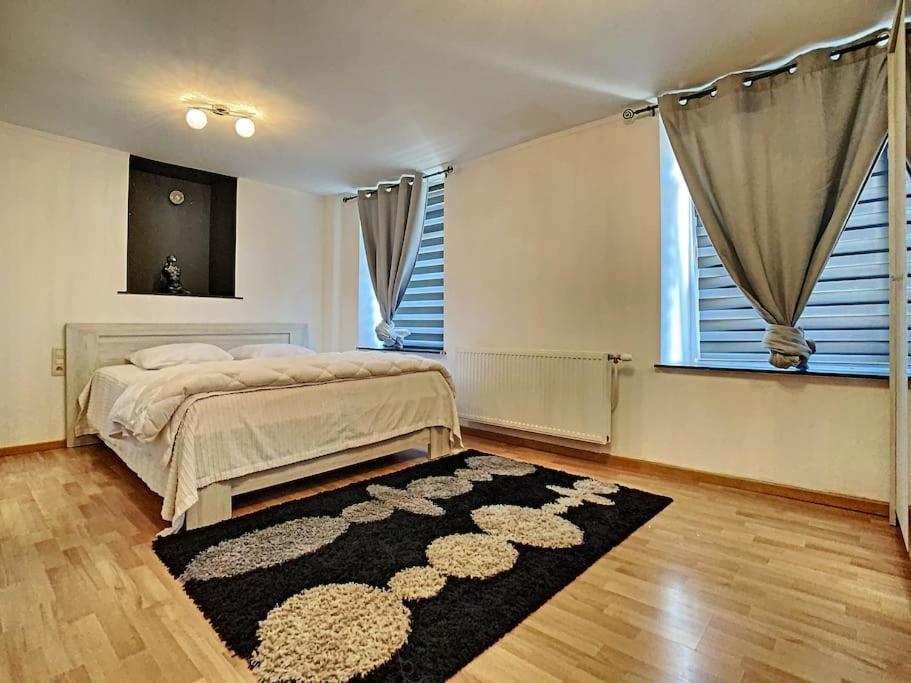 Yvoir Vue Sur Meuse Avec Jacuzzi Et Sauna Exterieur. מראה חיצוני תמונה