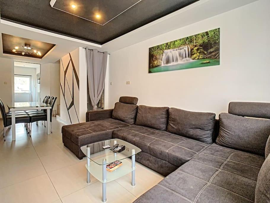 Yvoir Vue Sur Meuse Avec Jacuzzi Et Sauna Exterieur. מראה חיצוני תמונה